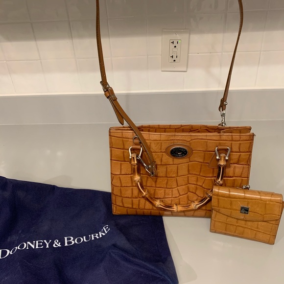 Dooney & Bourke Handbags - Authentic Dooney and Bourke purse and wallet